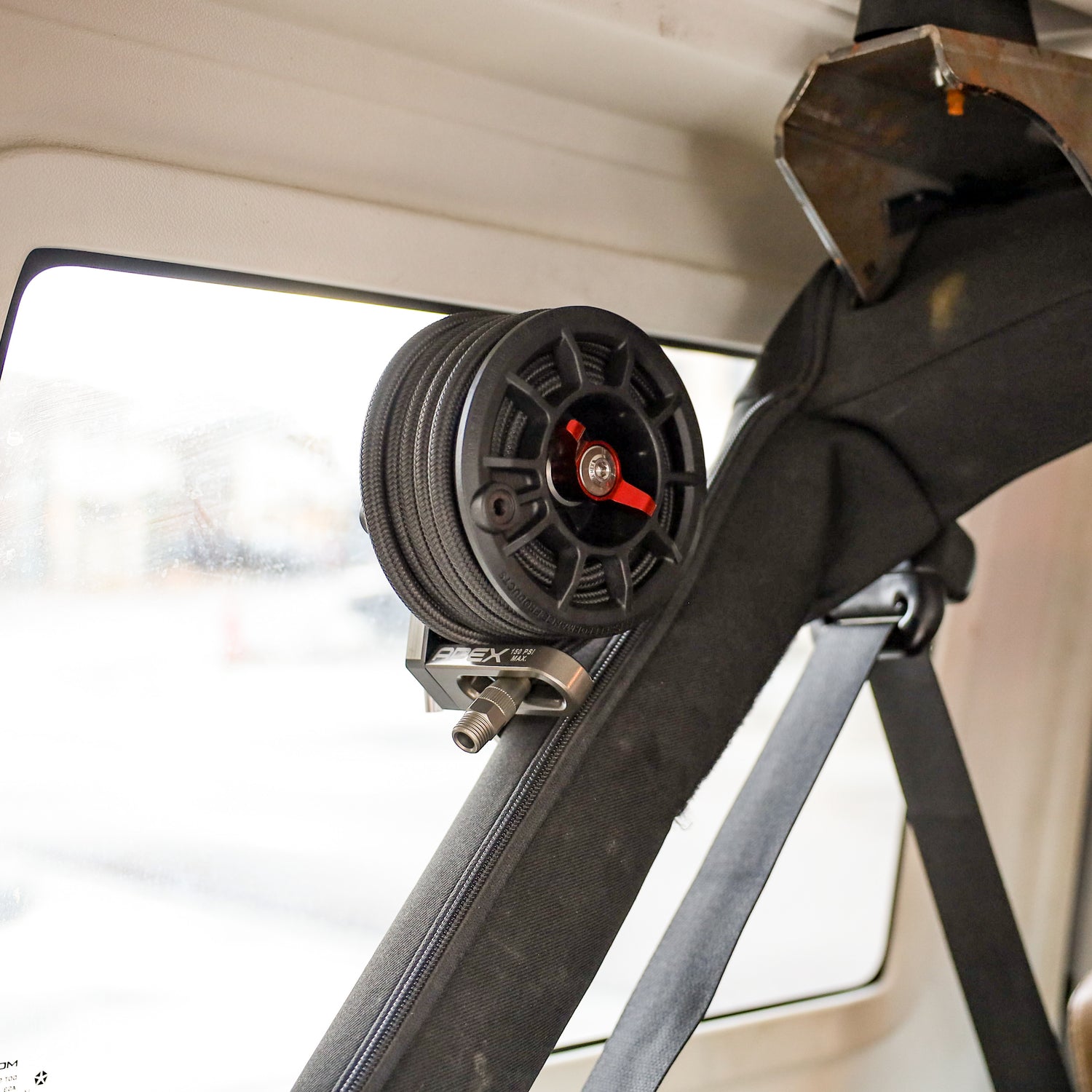 CRS JKU ROLL CAGE BRACKET